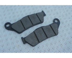 BRZDOVÉ DESKY PŘEDNÍ  - PÁR (NOVĚJŠÍ VERZE)